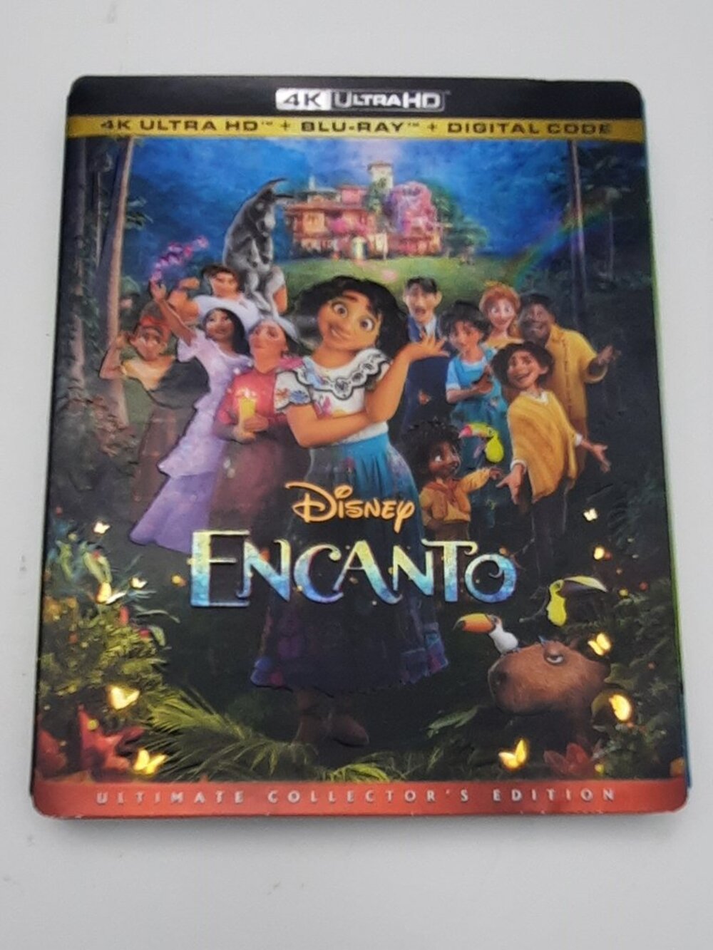 Encanto (4K UHD + Blu-ray - No Digital) Discs - Very Good Condition!